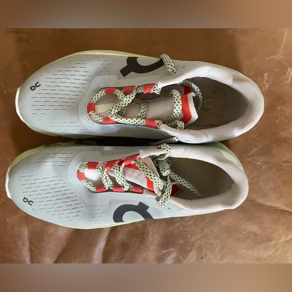 On Cloud Women’s